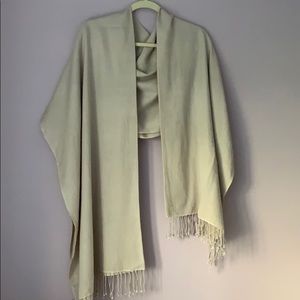Beige pashmina